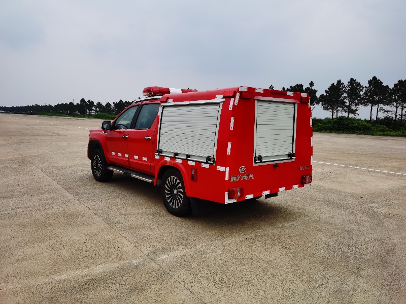 福田器材消防车